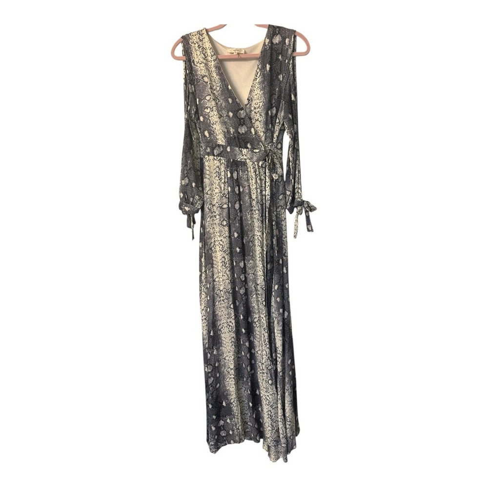 Entro Gray Snake Patterned Wrap‎ Dress